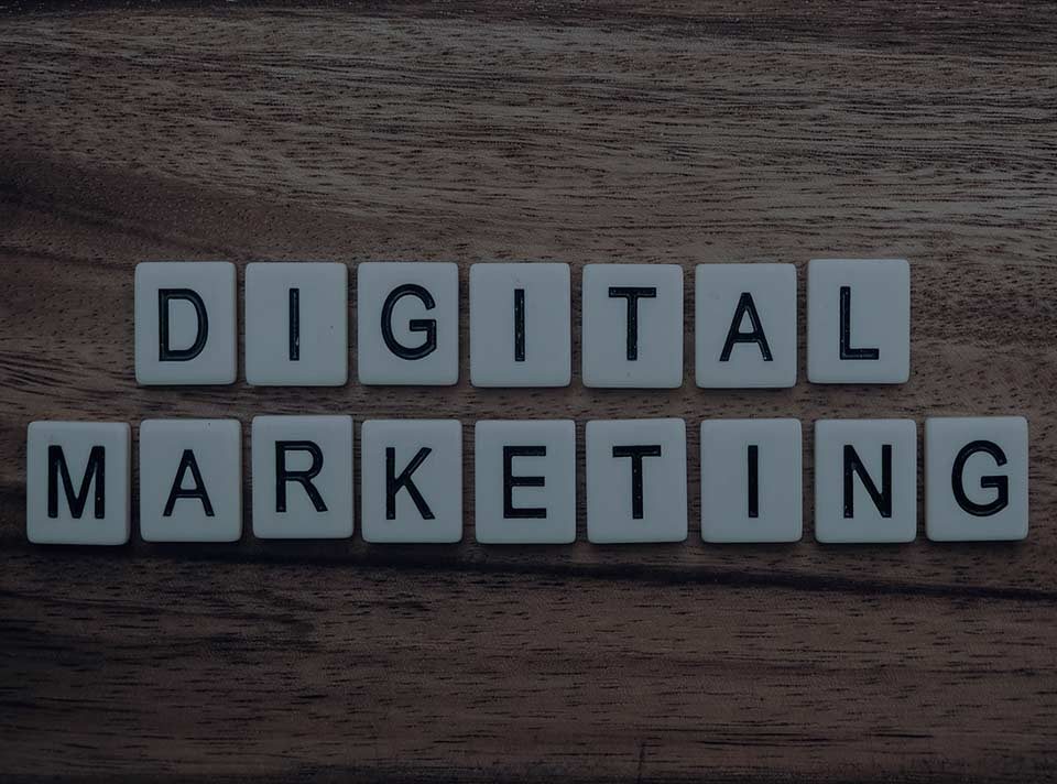 5 Reasons to choose Digital Marketing over Traditional Marketing